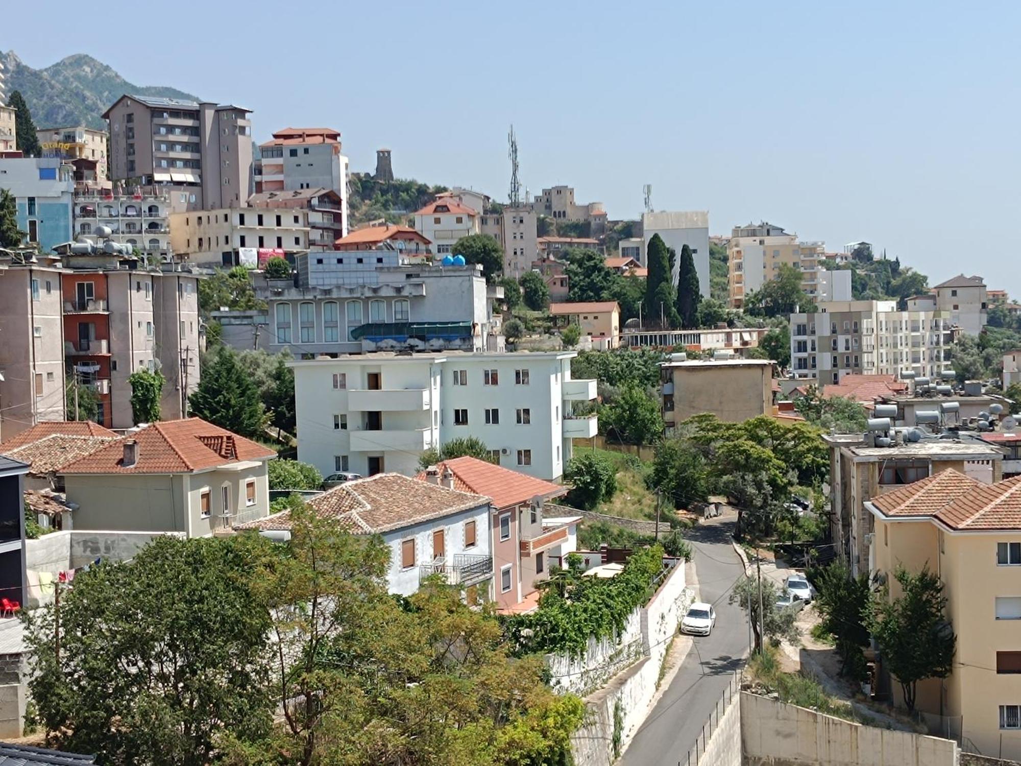 Panoramic Kruje Escape Bami Apartment Exterior photo
